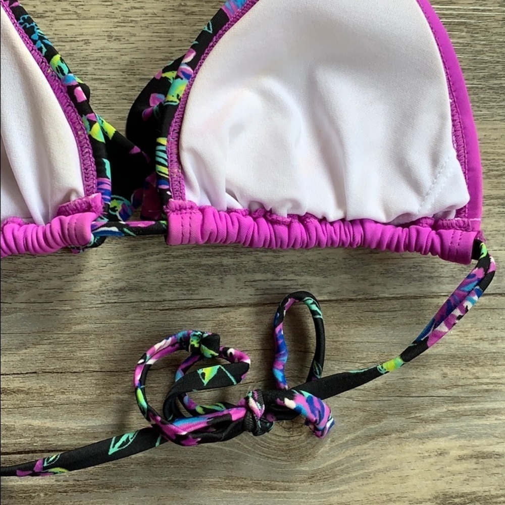 Women's Delia’s Floral And Ruffle Triangle Bikini Swimsuit Large - Picture 7 of 12